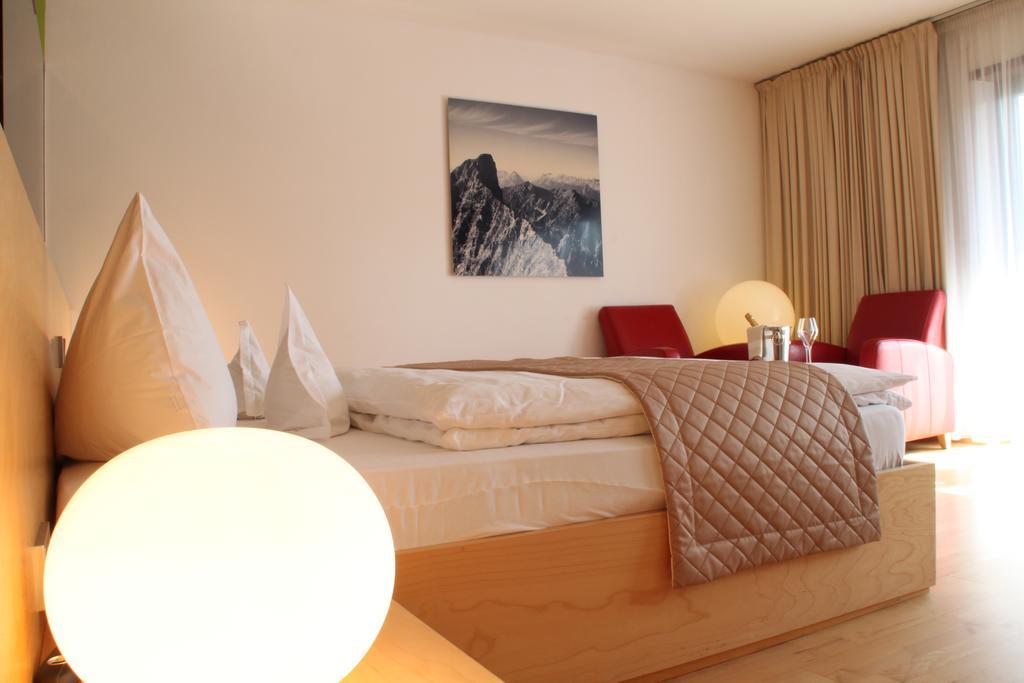 Parkhotel Marlena - Adults Only Marlengo Bagian luar foto