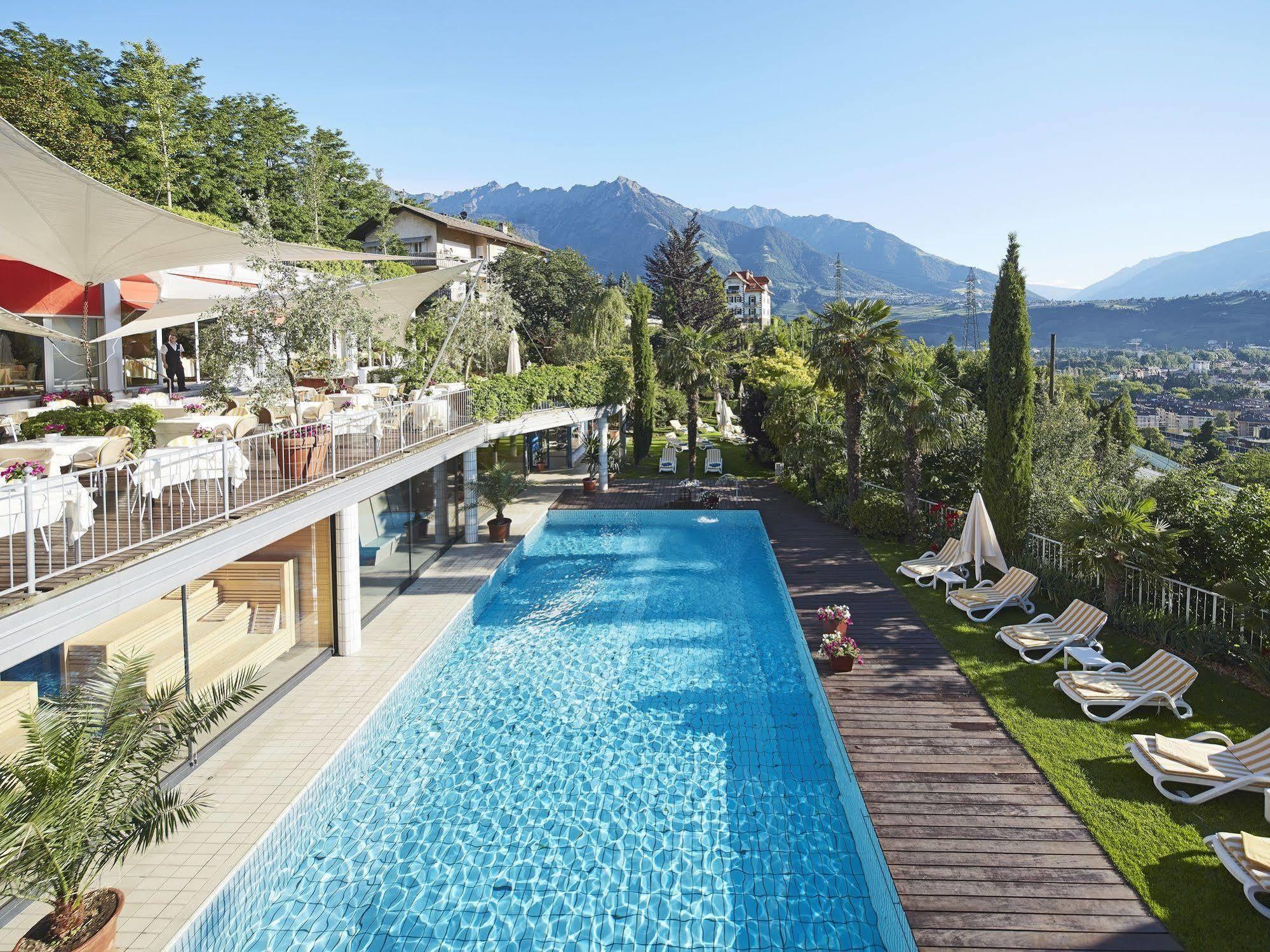 Parkhotel Marlena - Adults Only Marlengo Bagian luar foto
